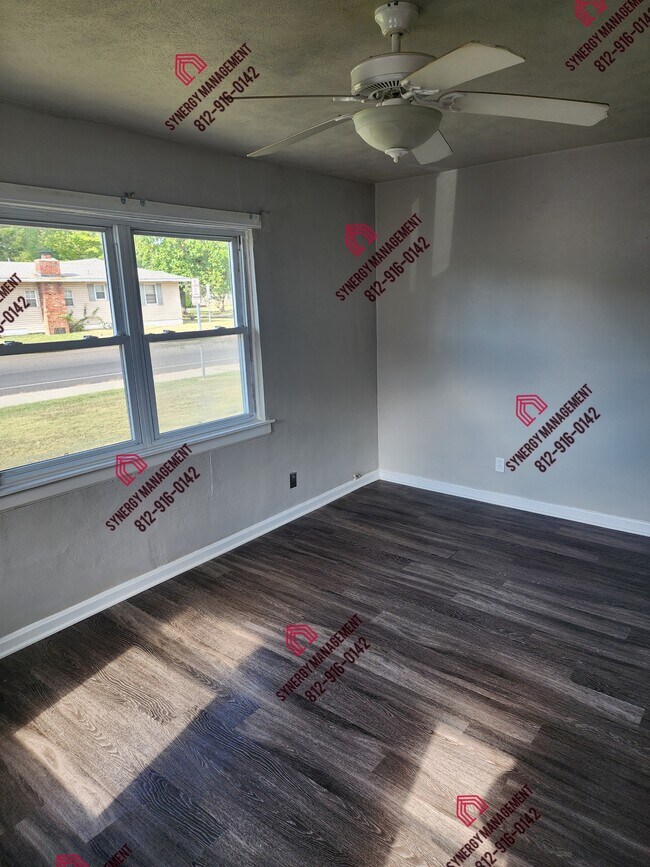 Photo - 2051 Covert Ave Casa