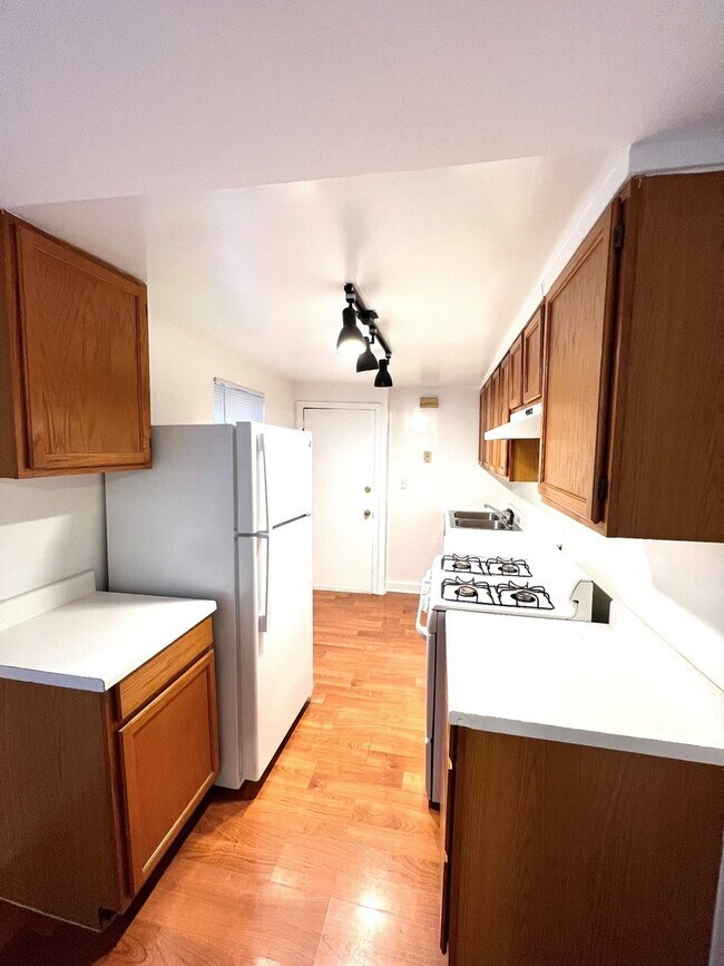 Photo - 2036 W Charleston St