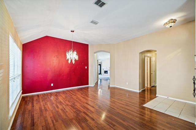 Photo - 1658 Carson Ln