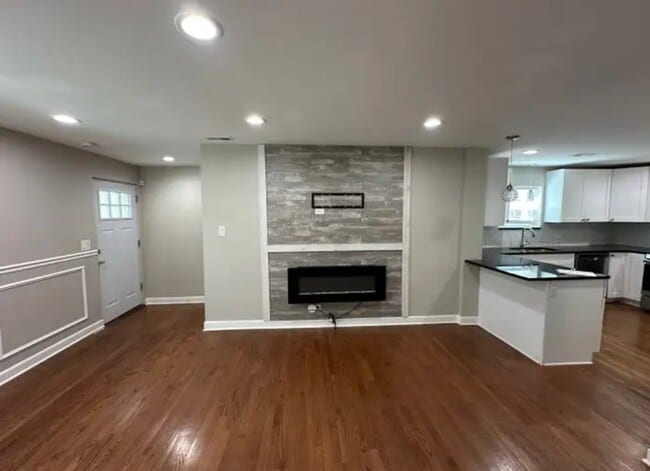 Photo - 149 S 14th Ave Unidad 906s 10th ave maywood