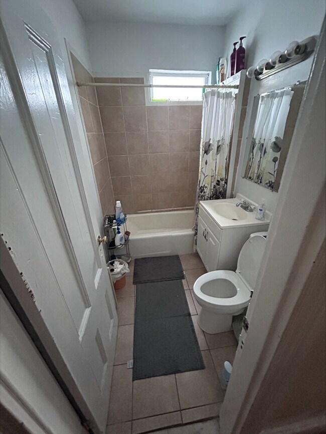 Photo - 55 Hillside St