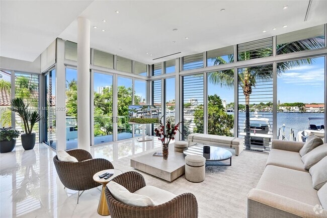 Building Photo - 3750 Yacht Club Dr Rental