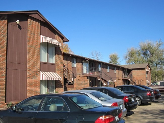 Photo - Willow Grove Apartments