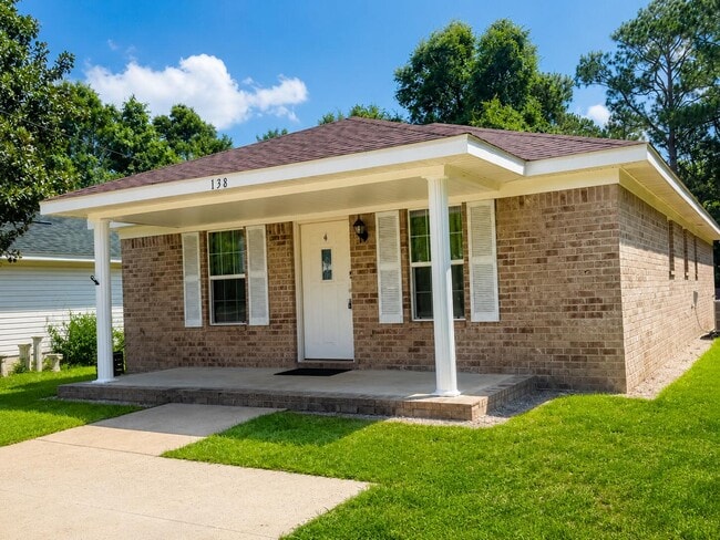 Photo - 138 Adams St