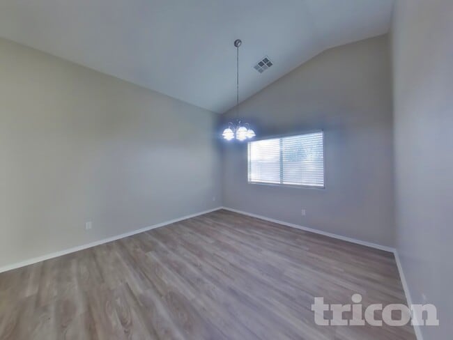 Photo - 2117 W Pickett Ct