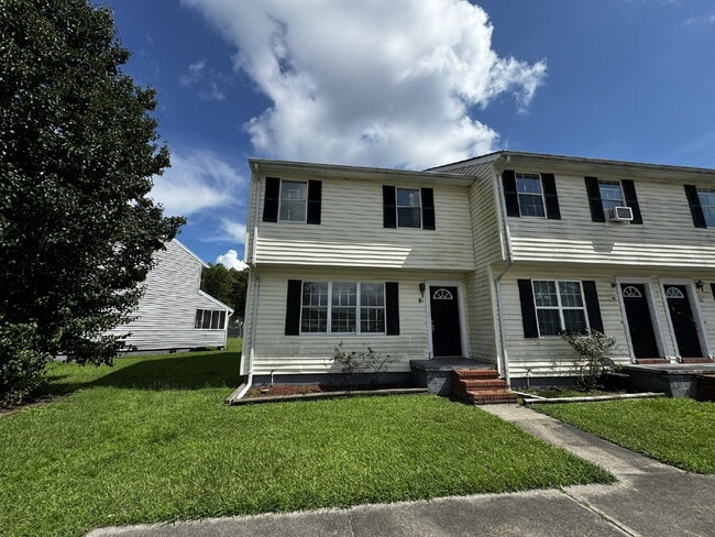 Building Photo - Townhouse for Rent Unit 9A