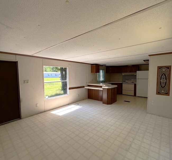 Photo - 1485 Holly Grove Rd