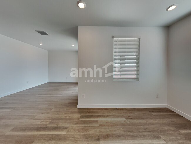 Photo - 12323 W Burruel Crk Ln