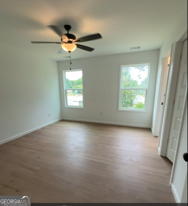 Photo - 107 Burns Rd