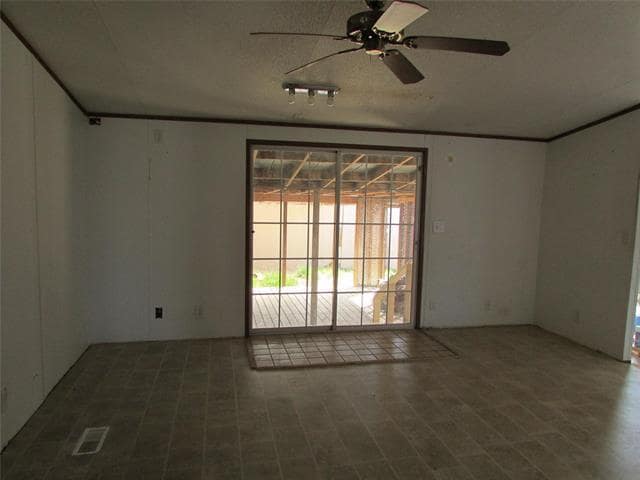 Photo - 10325 Co Rd 470