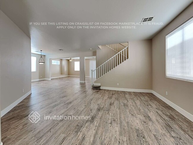 6653 Maple Mesa St