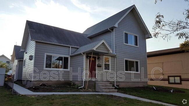 Building Photo - 26251 Gibraltar Rd Rental