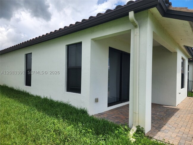 Photo - 5590 Carrera 5590