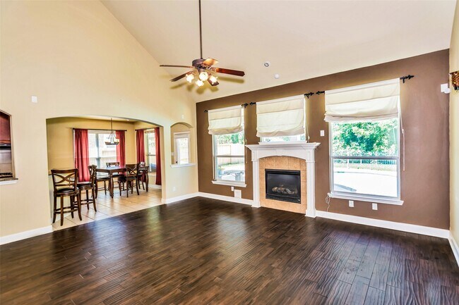 Photo - 13506 Schumann Trail