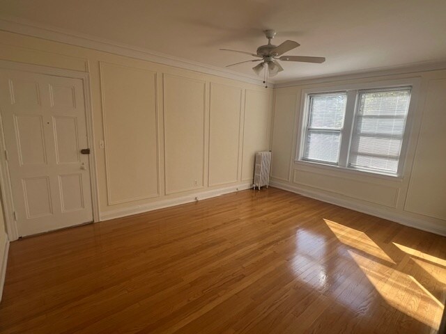 Entry/Living Room - 4604 Grove St Unit B1