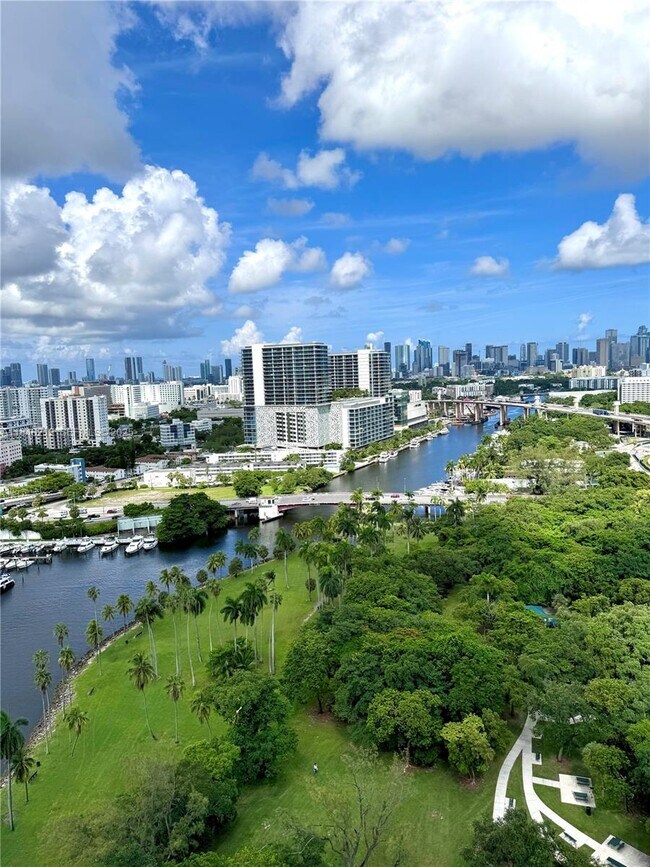 Photo - 1861 NW S River Dr Unit 2609