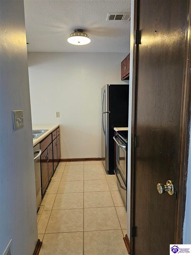 Photo - 508 Independence Ct