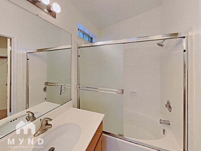 Photo - 5432 Crimson Cir House