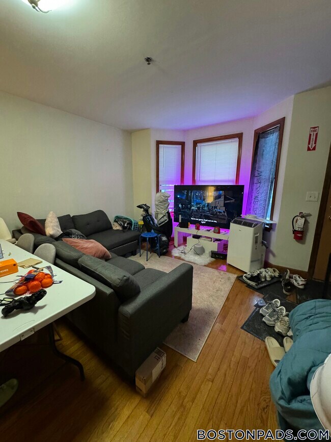 Photo - 102 Allston St Unidad 6