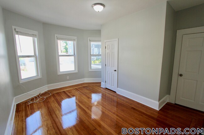 Photo - 203 Westville St Unit 3