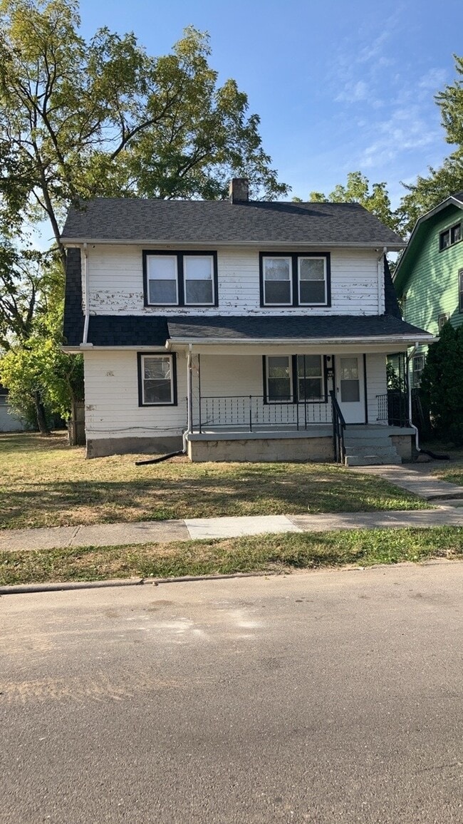 Building Photo - 338 Kenwood Ave Rental