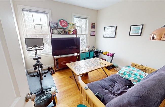 Photo - 8 Marney St Unit 3