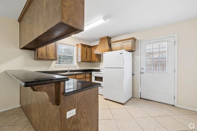 1BR, 1BA - 800SF - Kitchen