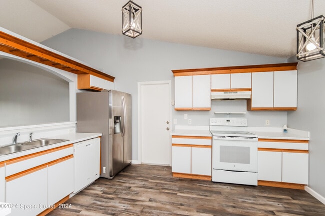 Photo - 3042 Tazewell Ave SE