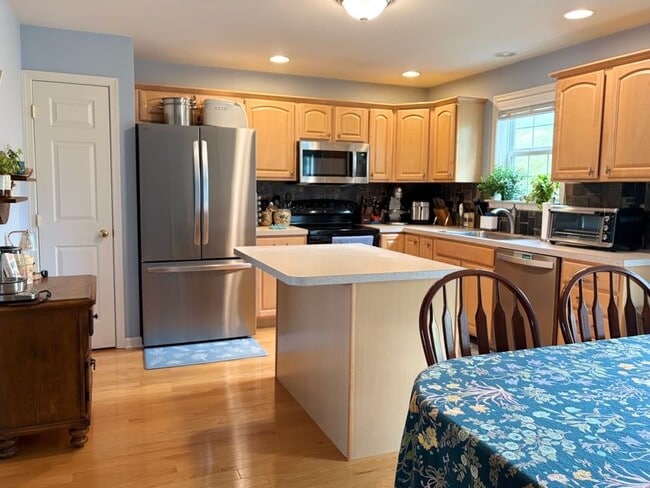 Photo - 330 weatherstone drive