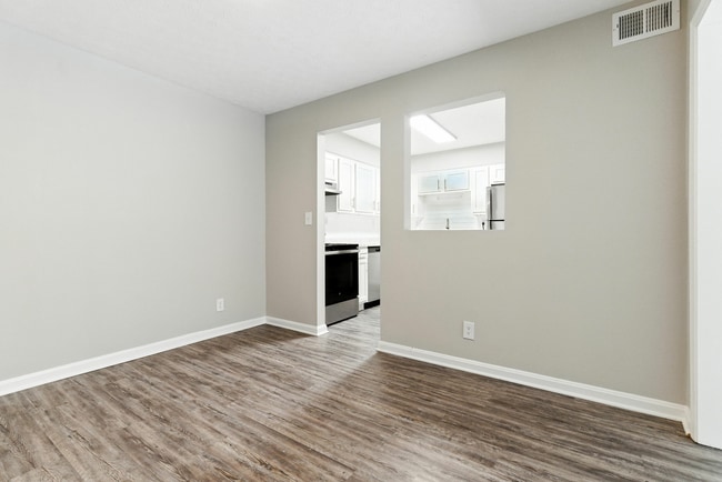 9400 Hurstbourne Park Blvd-116.jpg - The Rye Apartments