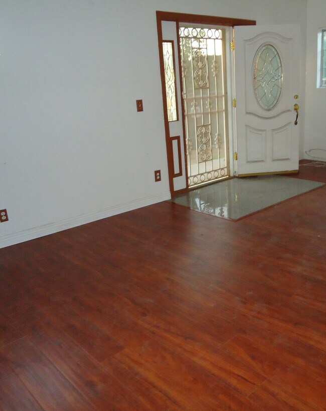 Photo - 7822 Garvey Ave House
