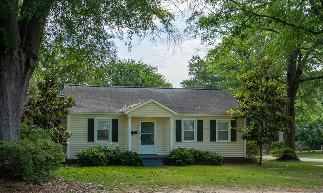 Photo - 724 Pembroke Ave House