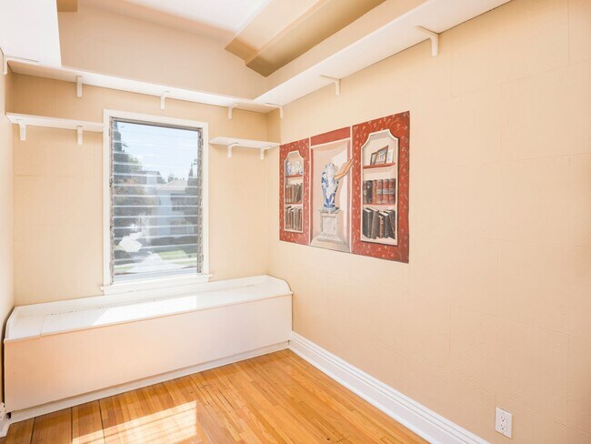 Photo - 223 S Gale Dr Unit 223 1/2