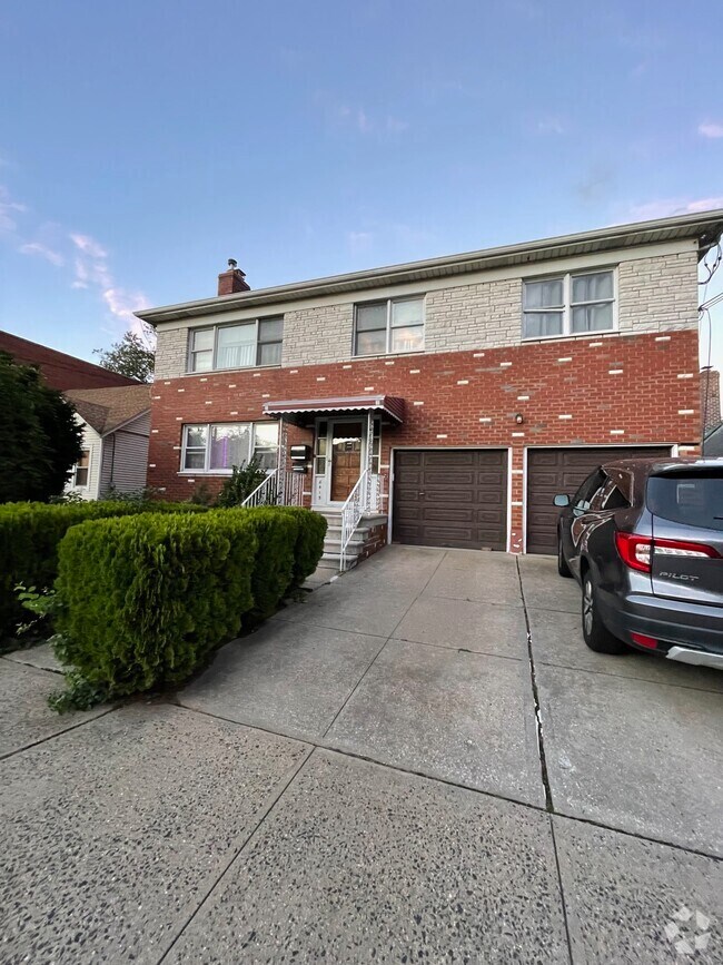 Queensborough Community College OffCampus Housing & Apartments