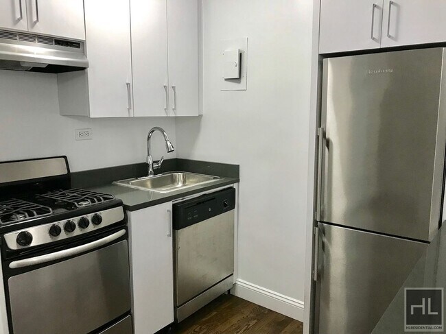 Photo - EAST 38 STREET Unidad 1B