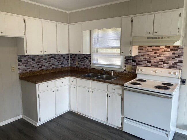 Photo - 502 Beeler Ave