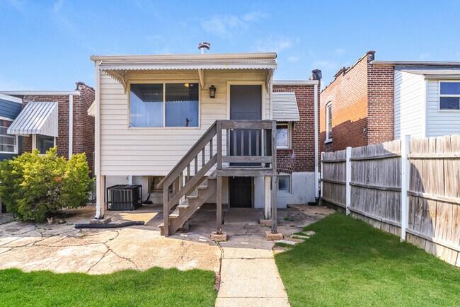 Photo - Fantastic 2bd/1ba home! Let yourself in!