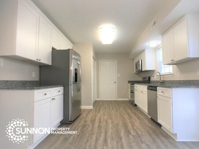 Photo - 4 Bed 2.5 Bath in Woodstone with Fenced Yard House