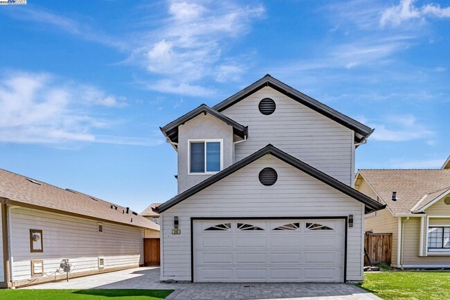 Building Photo - 390 Grovewood Loop N Rental