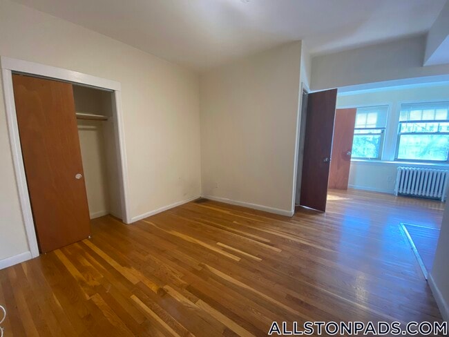 1315 Commonwealth Ave Unit 206