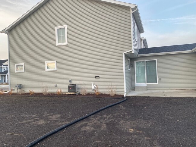 Photo - 604 Sugar Maple Ln