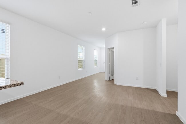 Photo - 26299 Arrowleaf Dr