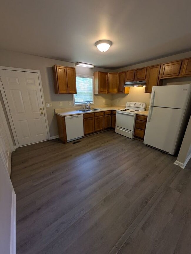 Photo - 2BD/1BA Unit in Newton