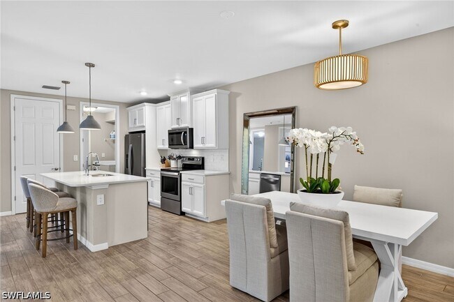 Photo - 14567 Edgewater Cir