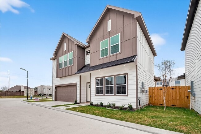 Photo - 6702 Metro Blvd