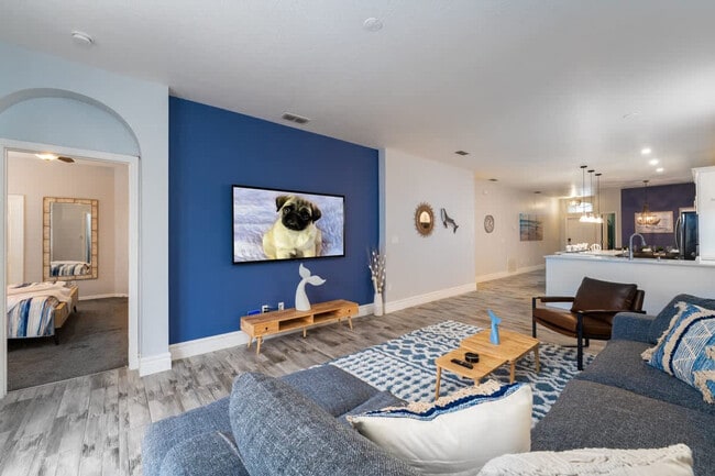 910 Oxford Dr Unit SI ID1259815P