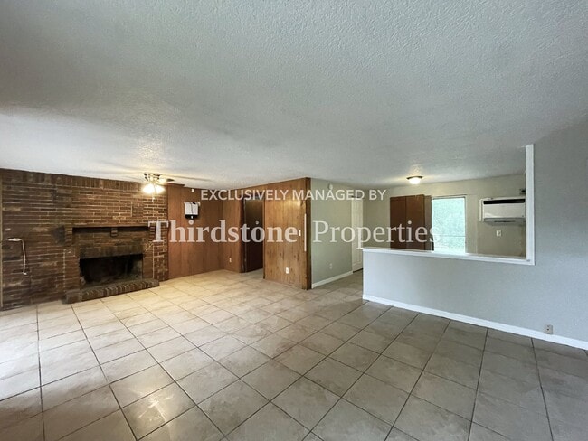 Photo - 2912 W 15th St