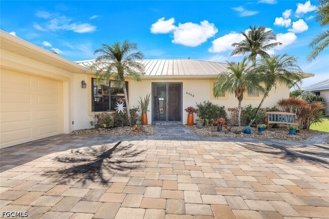 Photo - 2556 SW 28th Pl