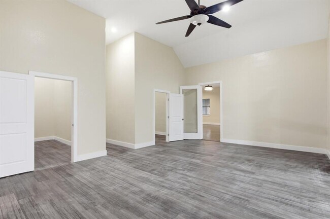 Photo - 17621 Stacey Ln