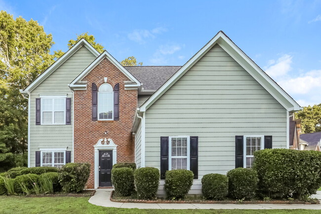 Building Photo - 135 Greenland Dr